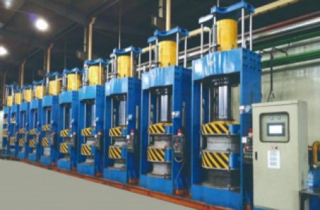 Solid tire curing press